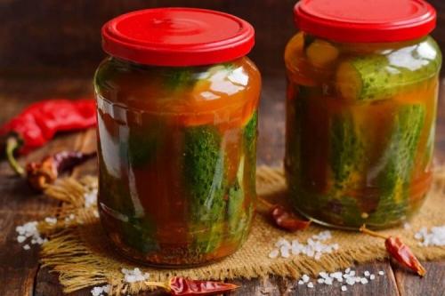 15 отличных рецептов маринада для огурцов на зиму