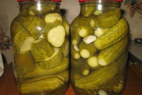 15 отличных рецептов маринада для огурцов на зиму