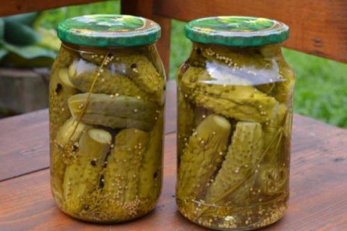 15 отличных рецептов маринада для огурцов на зиму