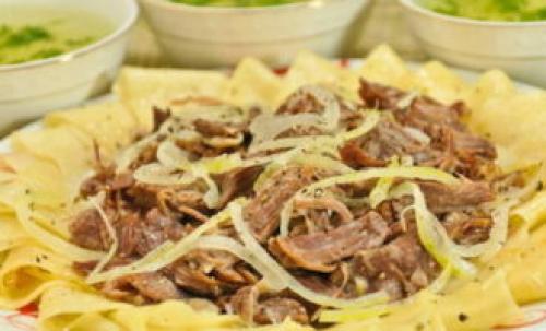 Бешбармак С казы и говядиной. Классический Бешбармак из говядины в домашних условиях