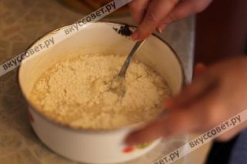Пирожки с картошкой и рыбными консервами. Рецепт 1: рыбный пирог с картошкой (пошаговые фото)