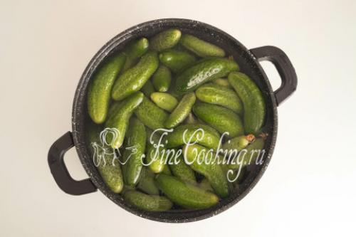 Маринованные огурцы с уксусом: простой рецепт на зиму 01 Маринованные огурцы с уксусом: простой рецепт на зиму 01