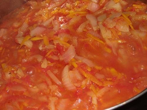 Лечо пальчики оближешь с луком. Лечо из перца, помидоров, лука и моркови