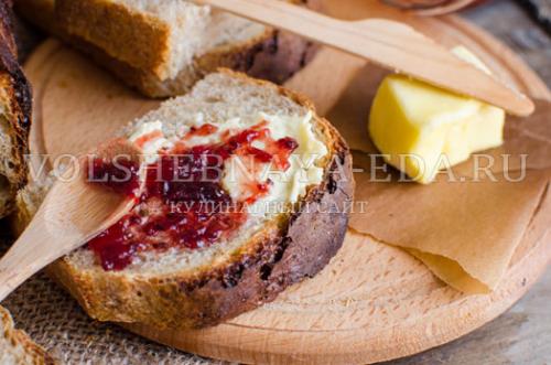 Пшеничный формовой хлеб на закваске. Хлеб пшеничный формовой на остатках закваски