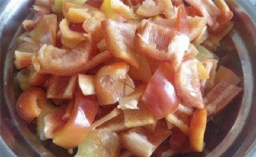 Лечо с чесноком и уксусом. Классическое лечо с морковью и луком