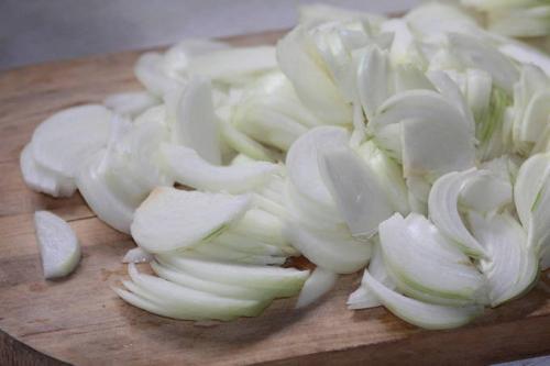 Лечо с чесноком и уксусом. Классическое лечо с морковью и луком