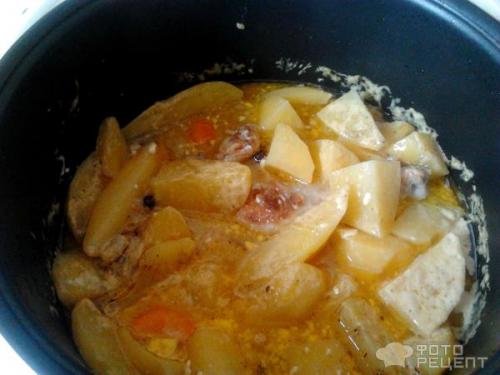 Картошка с курицей в мультиварке с майонезом. Рецепт: Картофель тушеный с курицей в мультиварке - с майонезом