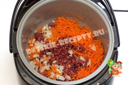 Тушеная картошка с фаршем в мультиварке. Картошка с фаршем в мультиварке