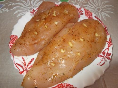 Курица с помидорами и сыром в мультиварке. Помидоры, сыр и куриное филе – вот рецепт хорошего настроения