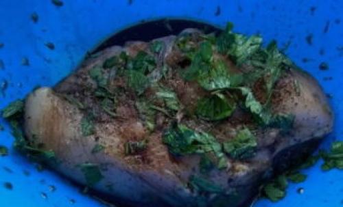 Курица по-французски в духовке. Мясо по-французски из куриного филе в духовке – 7 пошаговых рецептов