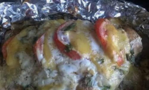 Курица по-французски в духовке. Мясо по-французски из куриного филе в духовке – 7 пошаговых рецептов