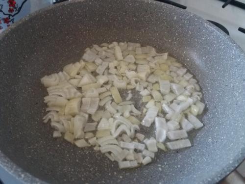 Суп из скумбрии консервы. Суп из рыбной консервы «Скумбрия с маслом»