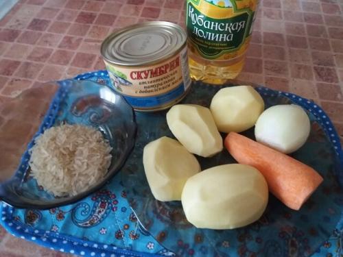 Суп из скумбрии консервы. Суп из рыбной консервы «Скумбрия с маслом»