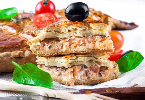 Пирог из скумбрии с рисом. Пирог из скумбрии с картошкой в духовке