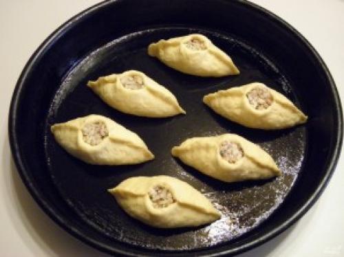 Вкуснейшие расстегаи с рыбой и рисом. Расстегаи с сайрой и рисом