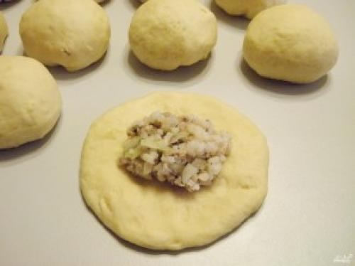 Вкуснейшие расстегаи с рыбой и рисом. Расстегаи с сайрой и рисом