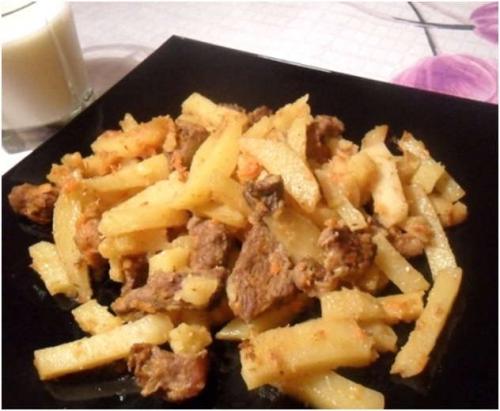 Тушеная картошка в мультиварке Редмонд. Рецепт аппетитной тушеной картошки с овощами и мясом в мультиварке Редмонд