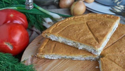 Пирог с рисом и рыбой консервой. Пирог с рисом и рыбными консервами