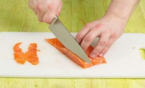 Пирог с рисом и рыбой консервой. Пирог с рисом и рыбными консервами