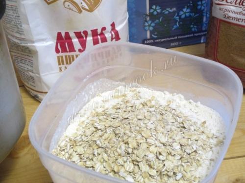 Серый льняной хлеб на пшеничной закваске: полезный и вкусный рецепт 34 Серый льняной хлеб на пшеничной закваске: полезный и вкусный рецепт 34