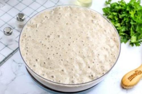 Как определить, когда тесто для серого хлеба полностью готово к выпечке. Хлеб серый на каждый день