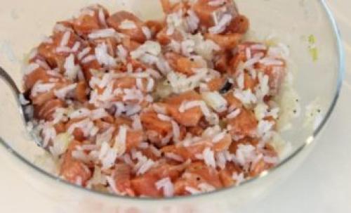 Дрожжевые расстегаи с рыбой и рисом в духовке Просто Кухня. Из дрожжевого теста с рыбным фаршем и рисом