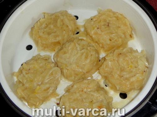 Диетические драники из картофеля на пару.. Драники на пару в мультиварке 08 Диетические драники из картофеля на пару.. Драники на пару в мультиварке 08