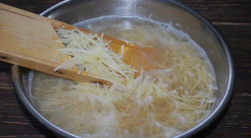 Рецепты драников из картофеля с пошаговыми.. Драники картофельные с белыми грибами 09