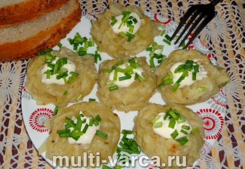 Диетические драники из картофеля на пару.. Драники на пару в мультиварке 09 Диетические драники из картофеля на пару.. Драники на пару в мультиварке 09