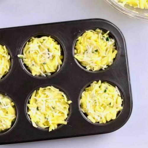 Драники в духовке в формочках. Картофельные драники с сыром в духовке