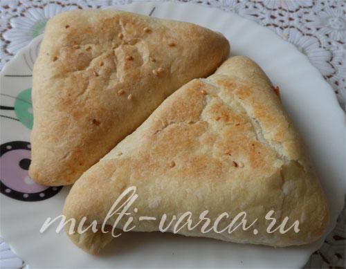 Слоеные пирожки с рыбой и рисом