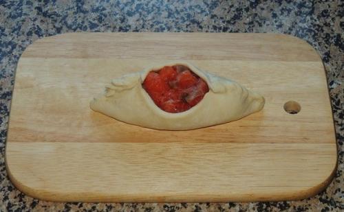 Расстегай с рыбой из слоеного теста. Рецепт приготовления