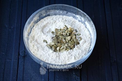 Серый хлеб на закваске с тыквенными семечками: полезный и вкусный выбор для здорового питания 04 Серый хлеб на закваске с тыквенными семечками: полезный и вкусный выбор для здорового питания 04