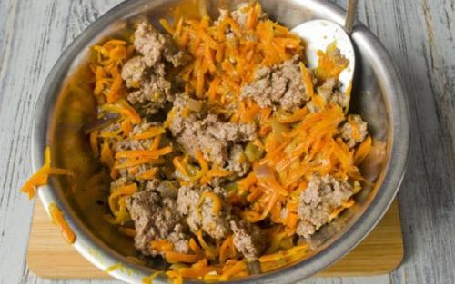 Расстегай с рыбой треугольником. Рецепт домашних расстегаев с мясом