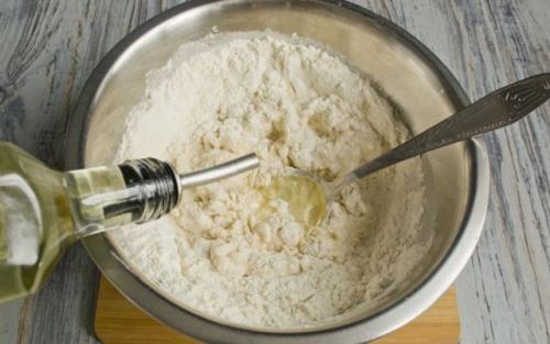 Расстегай с рыбой треугольником. Рецепт домашних расстегаев с мясом