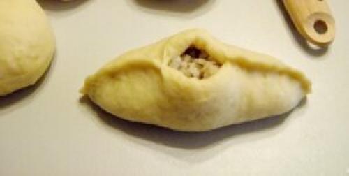 Расстегаи с сайрой и рисом. Расстегаи рецепт — вкусный ужин для всей семьи