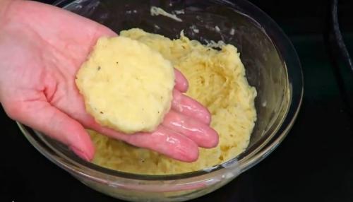 Драники со сливочным маслом. Картофельные драники по-белорусски — классический рецепт