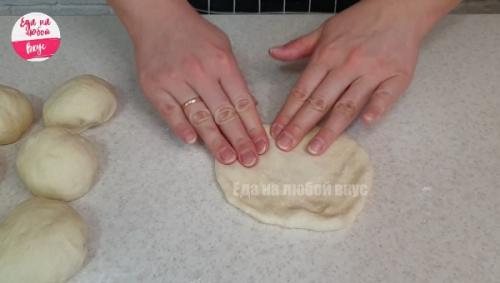 Как правильно формировать пирожки из постного дрожжевого теста. Пирожки воздушные! Даже не верится — они постные