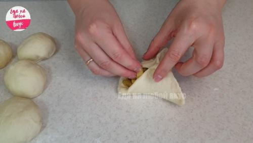 Как правильно формировать пирожки из постного дрожжевого теста. Пирожки воздушные! Даже не верится — они постные