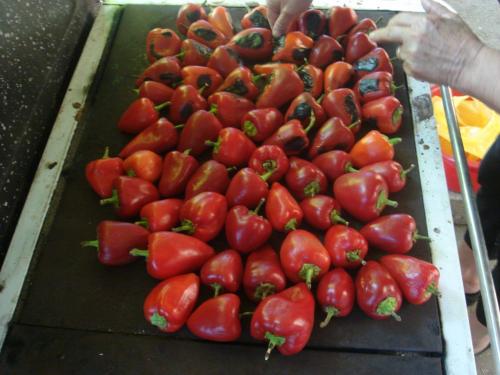 Пинджур айвар. Пинджур, лютеница и томатный сок от бабы Бисы.