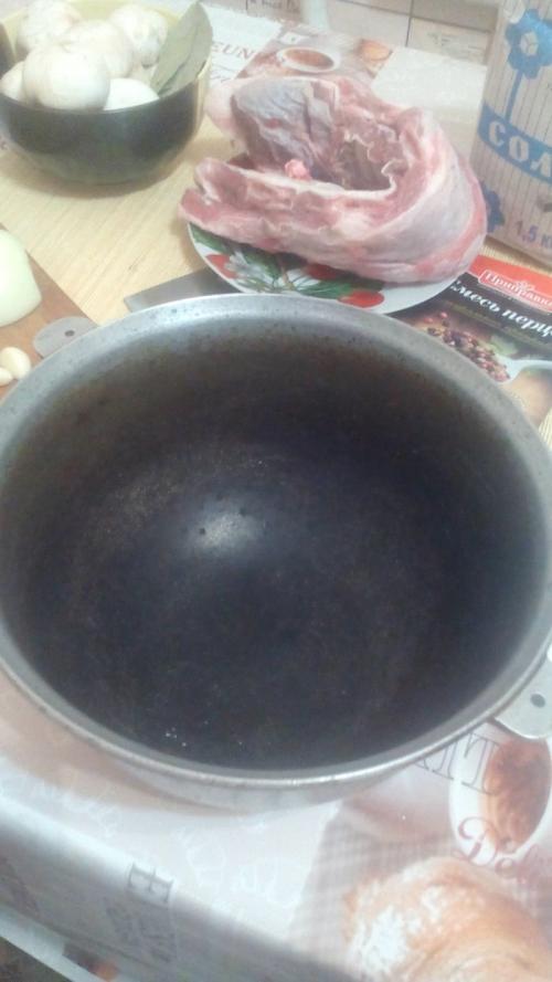 Какие виды грибов подходят лучше всего к говяжьим ребрышкам. Жаркое из говяжьих рёбер с грибами