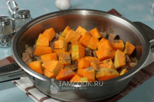 Вкусное сочетание: рассыпчатая гречневая каша с мясом в тыкве 04 Вкусное сочетание: рассыпчатая гречневая каша с мясом в тыкве 04