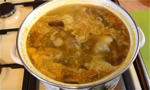 Как варить грибной суп из свежих грибов. Как сварить грибной суп из свежих грибов? Самые вкусные рецепты