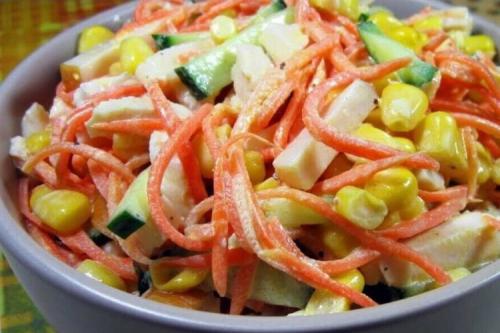 Салаты с копченой курицей и огурцом. 20 вкусных салатов с копченой курицей и свежим огурцом