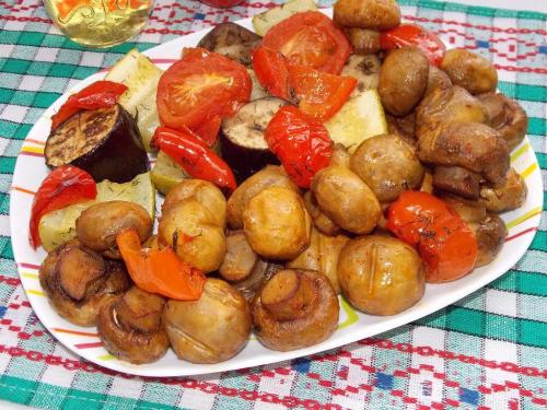 Как приготовить вкусные запеченные овощи в духовке на противне 21 Как приготовить вкусные запеченные овощи в духовке на противне 21