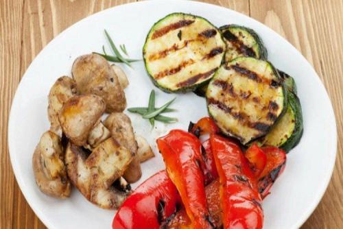 Как выбрать подходящие овощи для рецепта овощей гриль в микроволновке. 12 оригинальных рецептов овощей на гриле