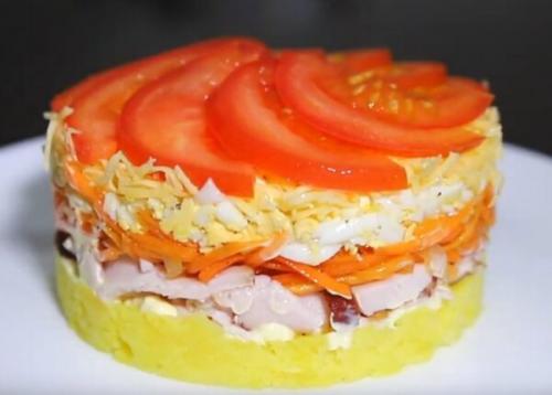 Салат с копченой курицей и корейской морковью и яйцом. Салат с копченой курицей и морковью по-корейски. 5 простых рецептов на каждый день и праздник