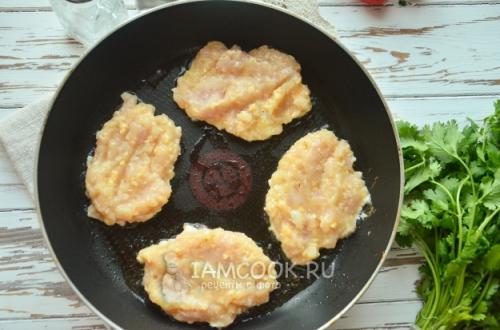 Секретное оружие на кухне: рецепт котлеты с перцем и сыром 06