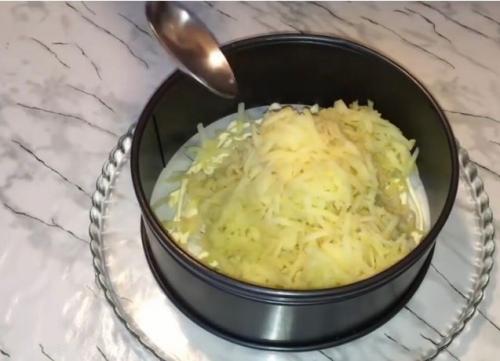 Слоеный салат с копченой курицей и корейской морковью и кукурузой. Салат с копченой курицей и корейской морковью: Очень вкусные рецепты  приготовления