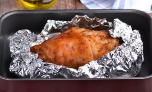 Какой должен быть режим температуры и времени запекания рульки с горчицей. Свиная рулька, запеченная в фольге в духовке